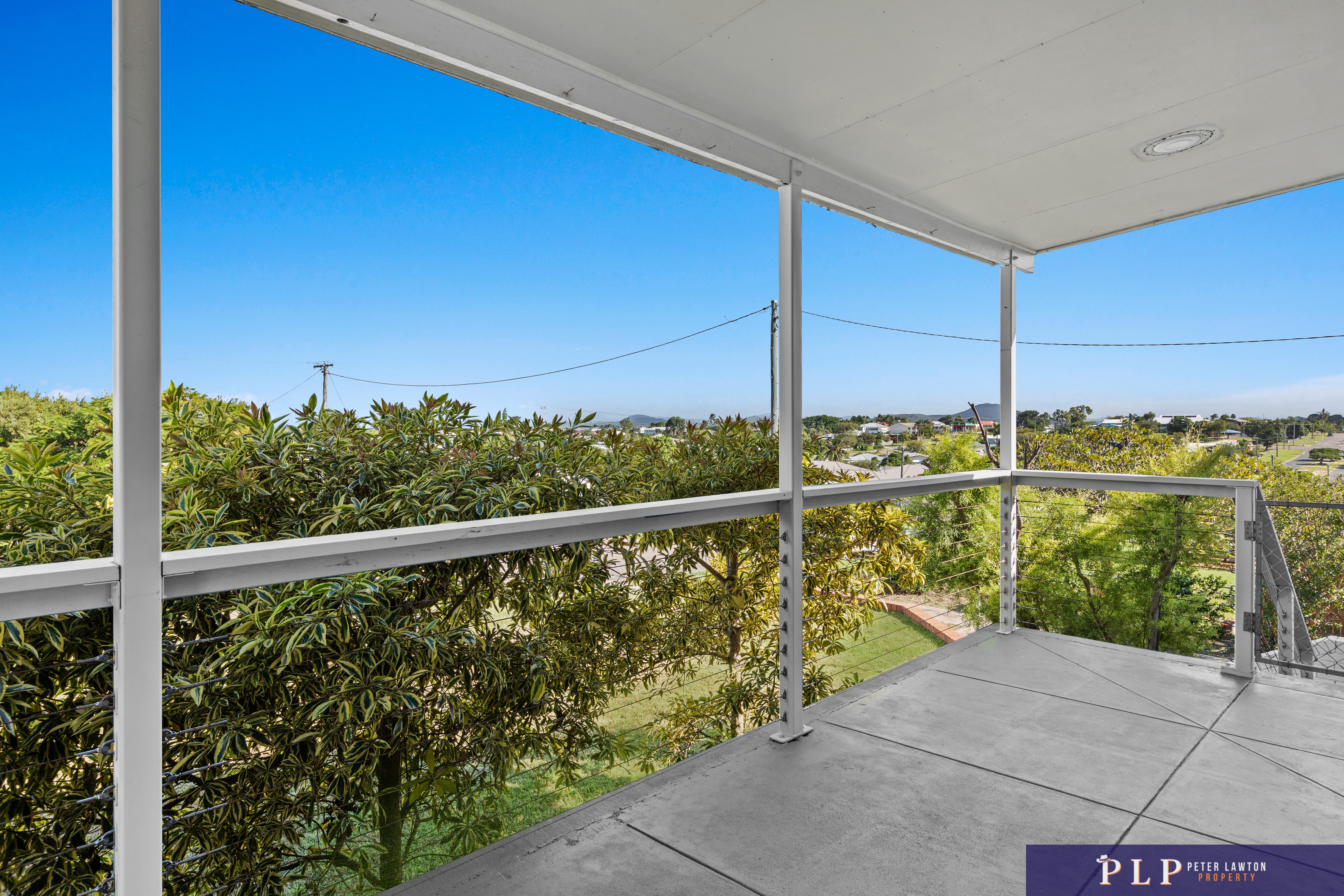 Endless Potential in a Spacious Family Home with Ocean Glimpses and Modern Touches