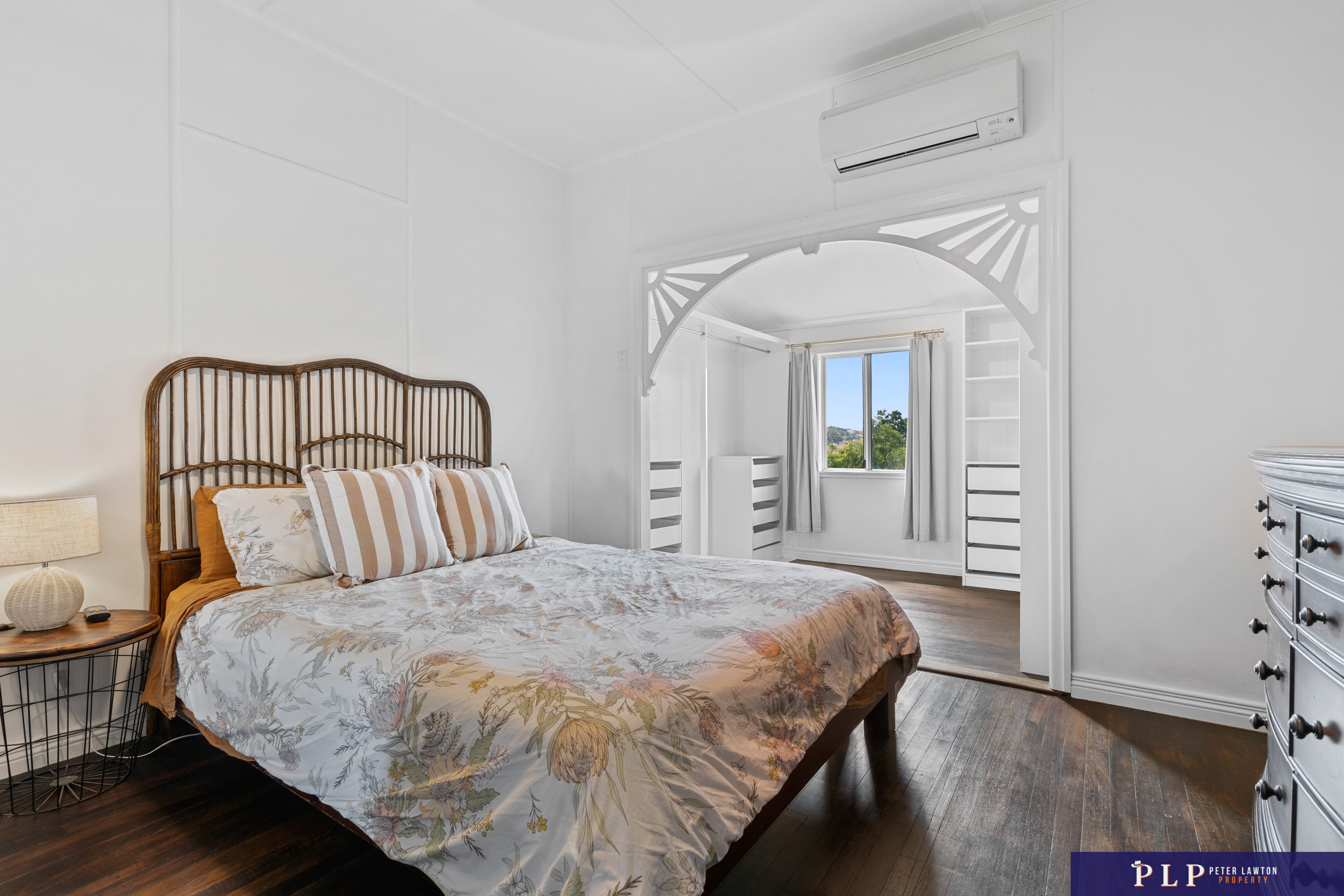 Private Tropical Hobby Farm – Country Charm, Coastal Convenience