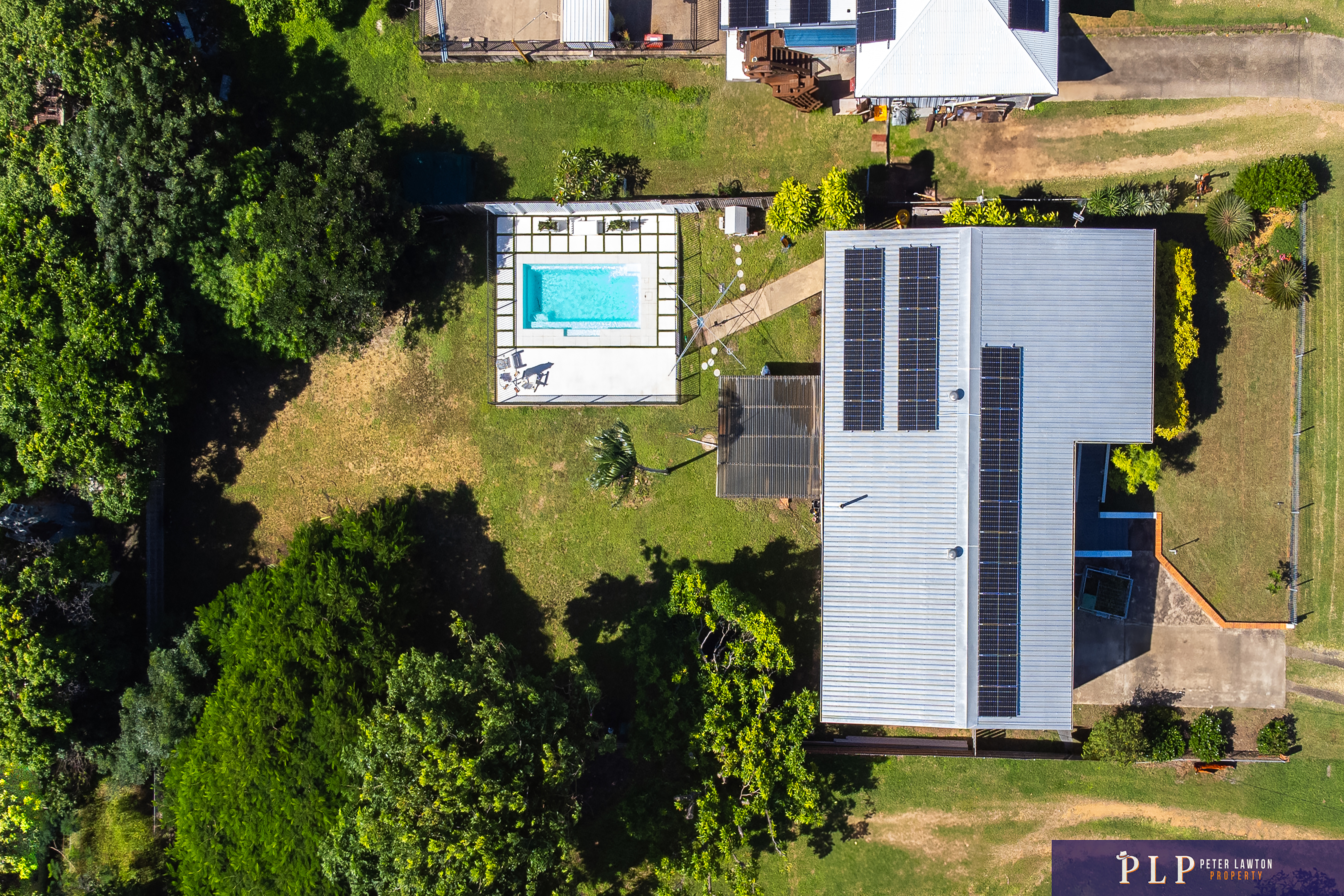 Endless Potential in a Spacious Family Home with Ocean Glimpses and Modern Touches