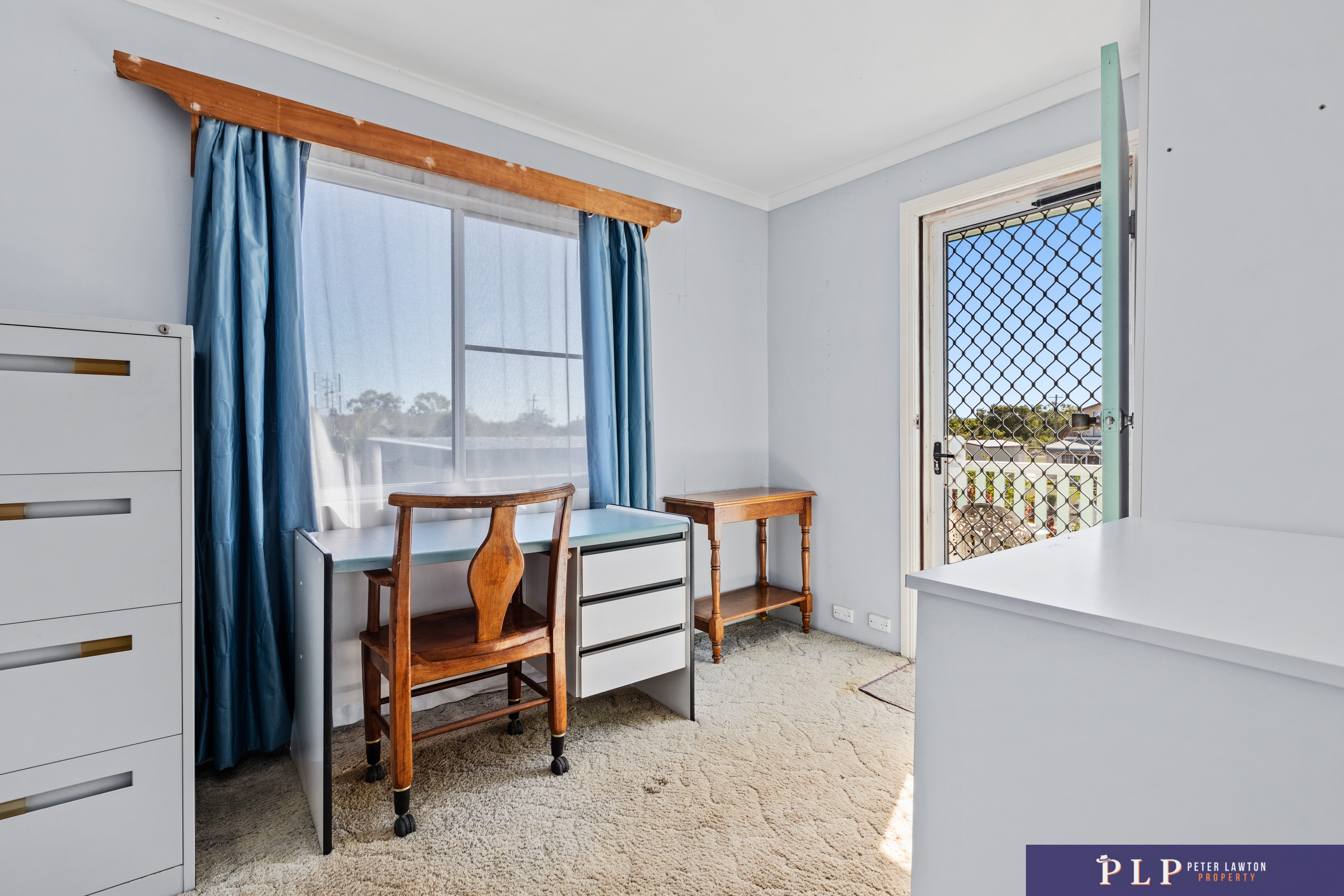 Spacious Dual-Level Home with OCEAN VIEWS, Shed, Solar & Extras Galore