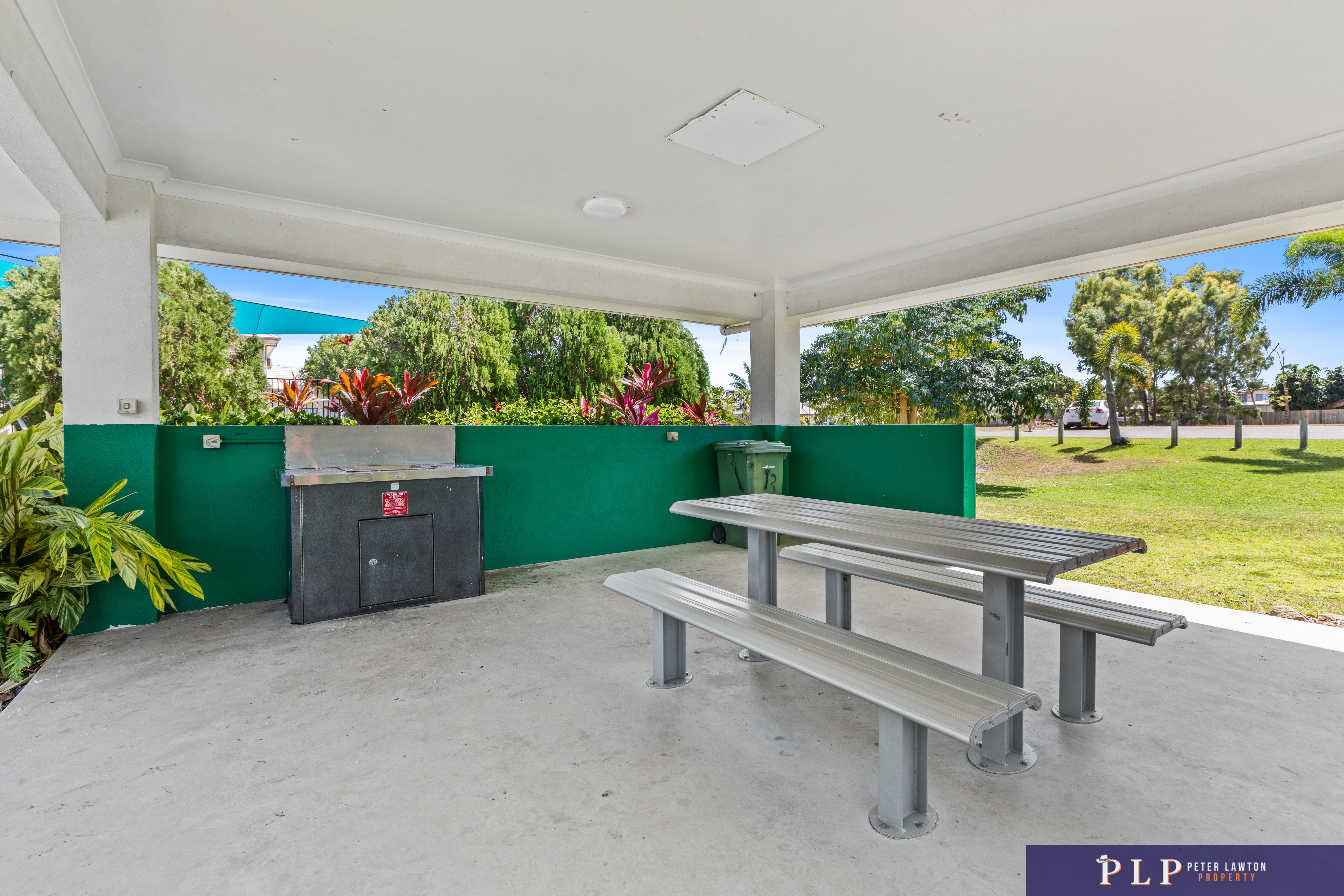 Low-Maintenance Living with a Lifestyle Edge