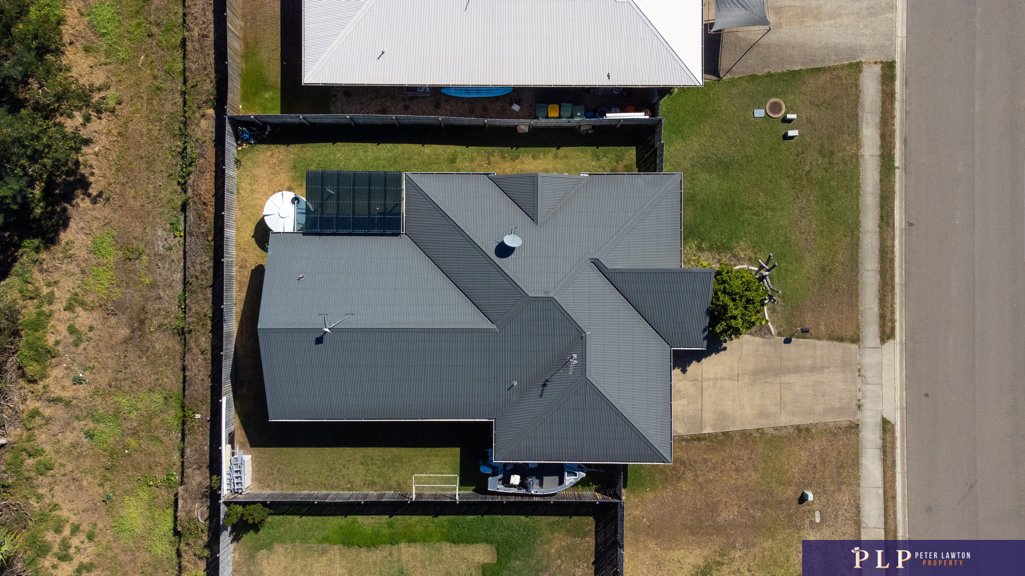 Life's better by the Bay - 4b, 2b, 2car