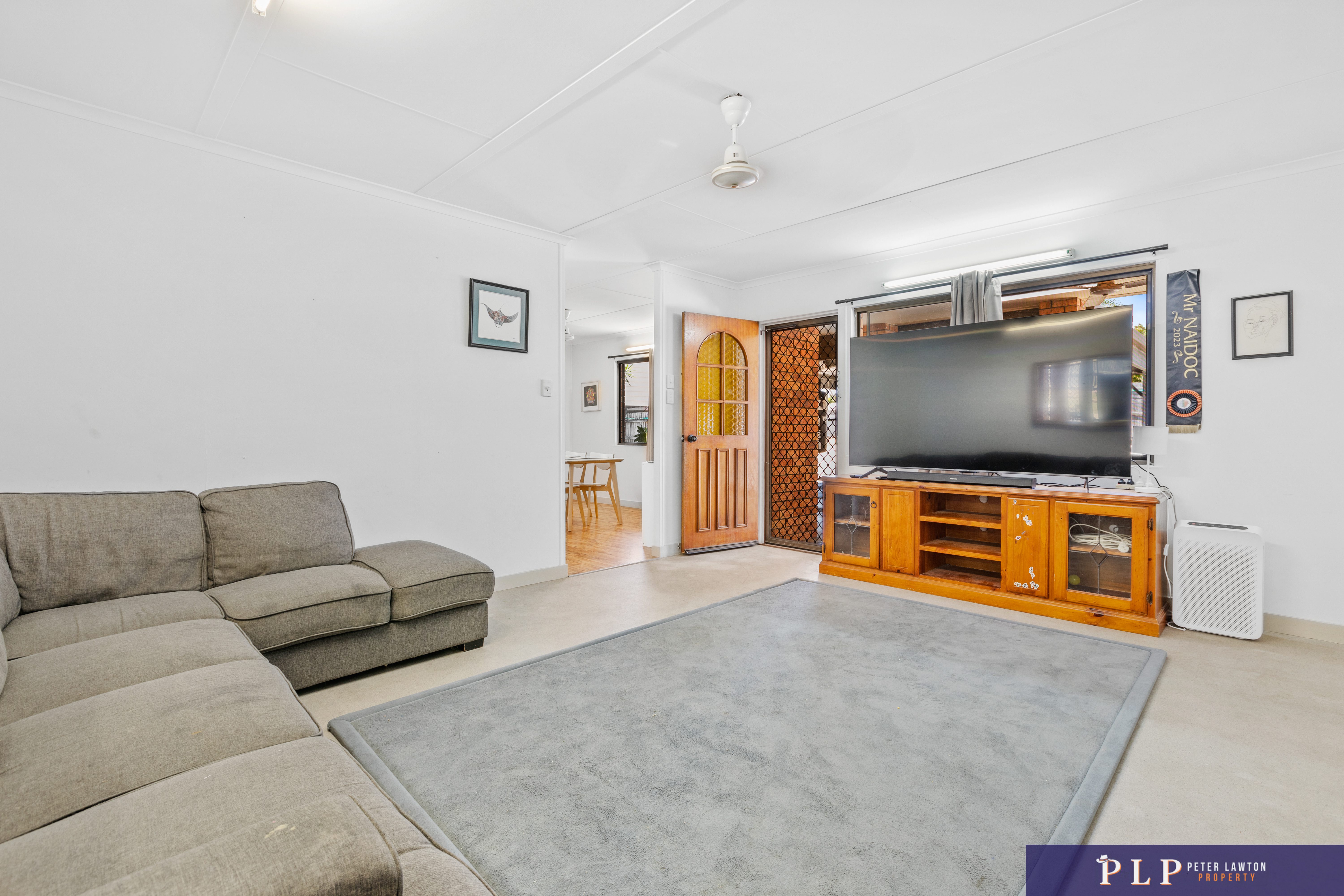 Functional Space with Fantastic Outdoor Living